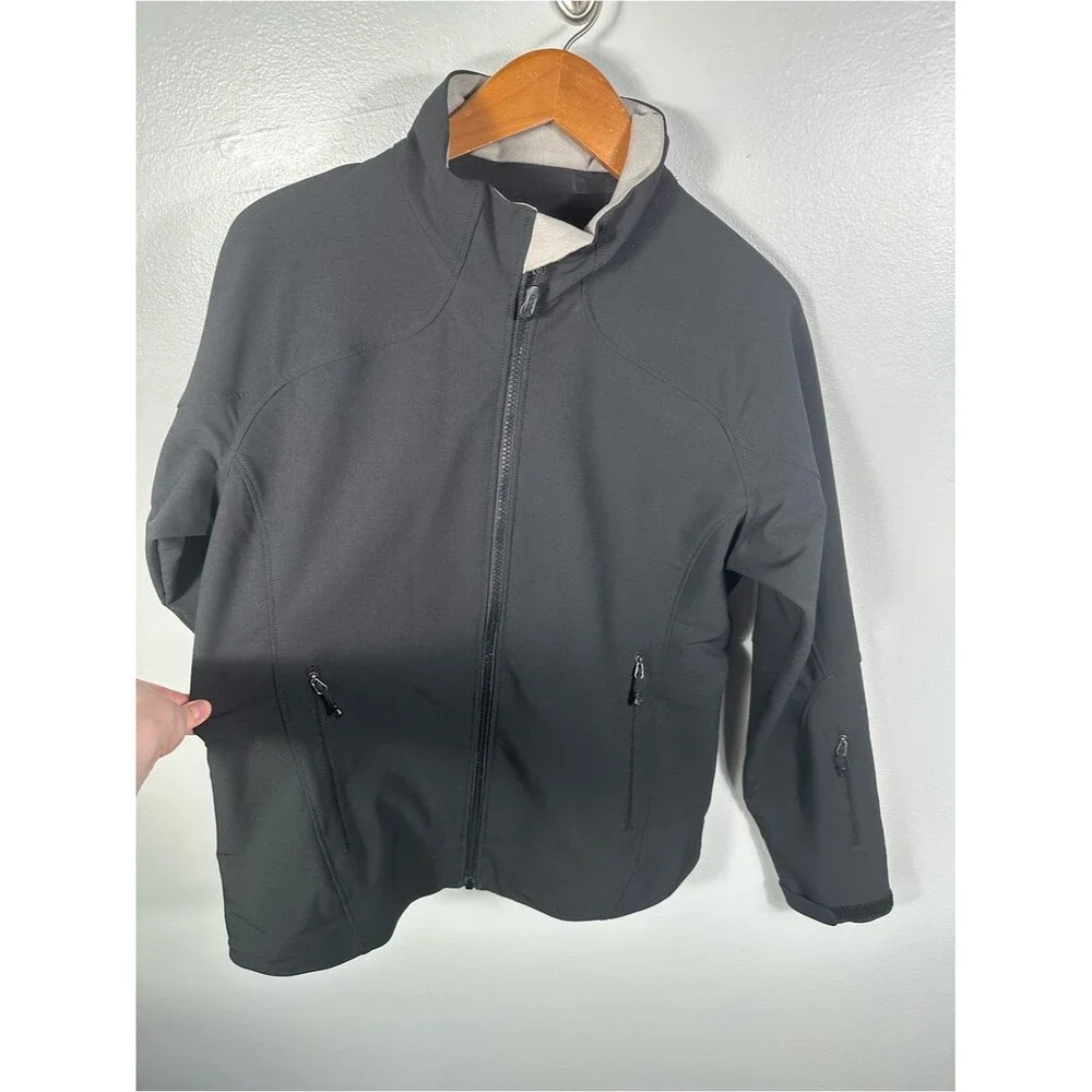 Patagonia Black Special Guide Jacket NWT Size Medium Outdoor Hiking Activewear